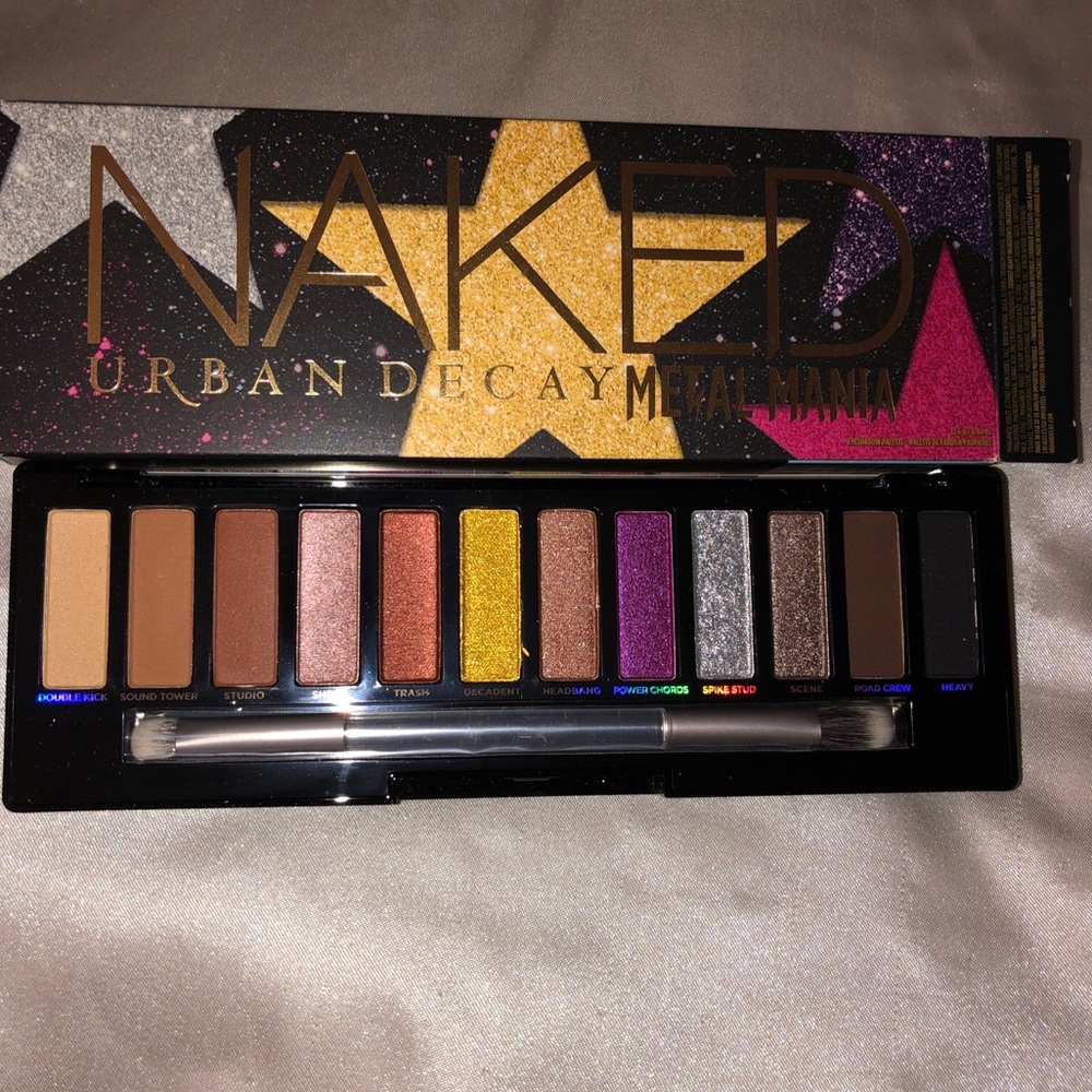 Urban Decay Naked Metal Mania 12 Pan Eyeshadow Palette 12.6g + Brush NIB